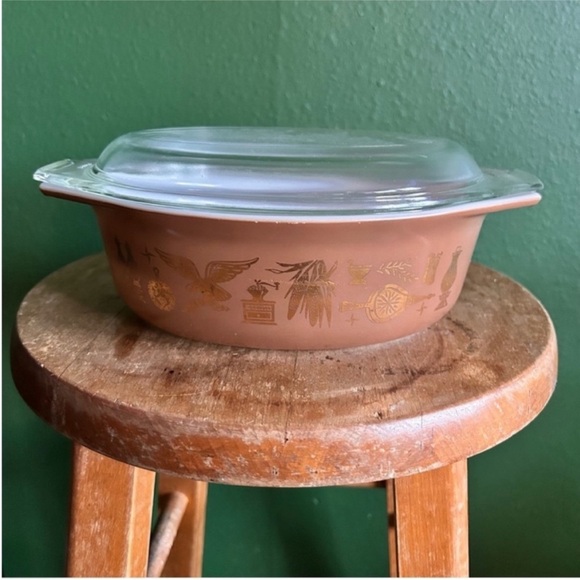 Vintage Pyrex Casserole Dish with Intact Perfect Glass Lid in Early American - Picture 13 of 13